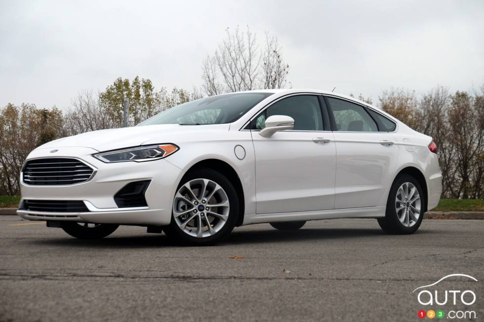 The new 2019 Ford Fusion Energi