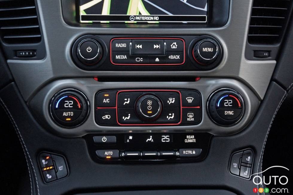 Contrôle du système de climatisation du GMC Yukon Denali 2016