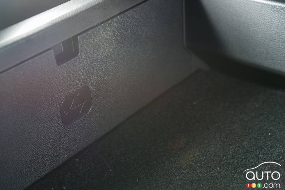 Détail du coffre du Honda Pilot Touring 2016