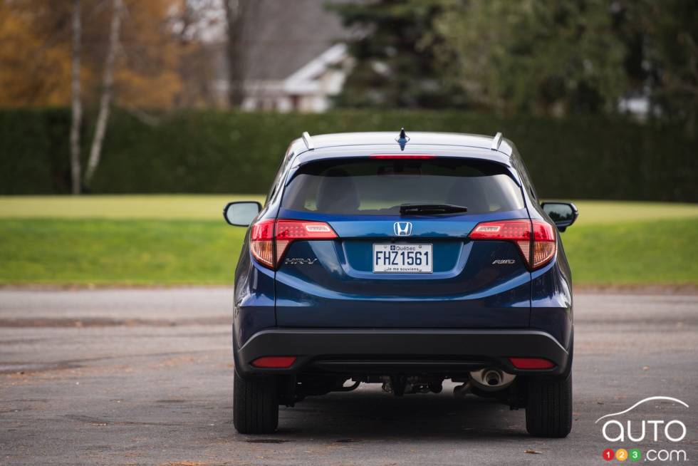 Vue arrière de la Honda HR-V EX-L Navi 2016
