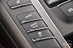 2017 Porsche Macan driving mode controls