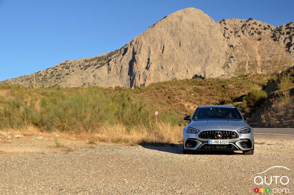 We drive the 2024 Mercedes-AMG C 63 S E Performance 