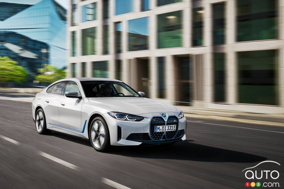 Introducing the 2023 BMW i4 xDrive35