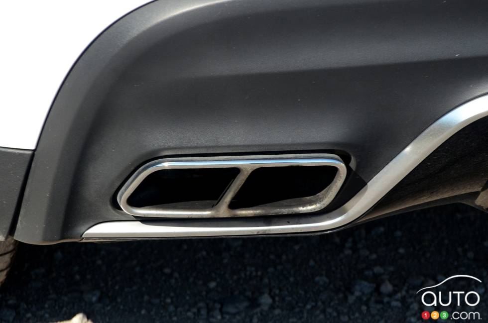 Tuyau d'échappement