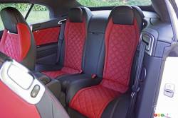 2016 Bentley Continental GT Speed Convertible rear seats