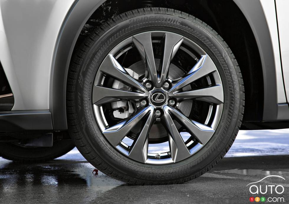 Le nouveau Lexus UX 2019