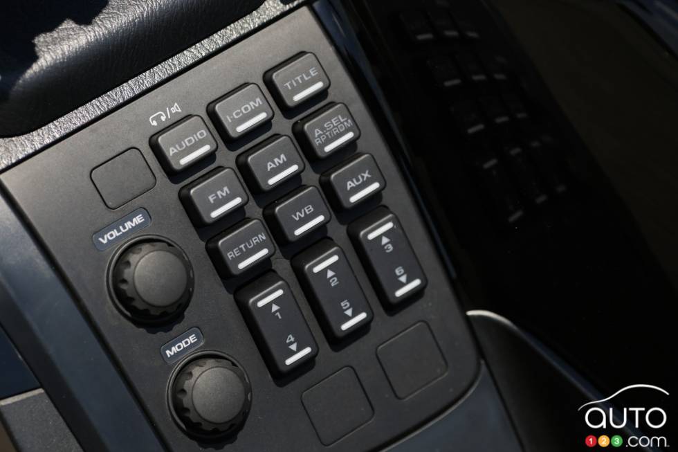 audio system controls