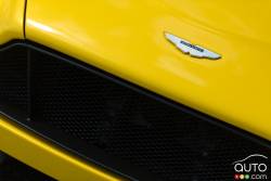 2015 Aston Martin V12 Vantage S front grille