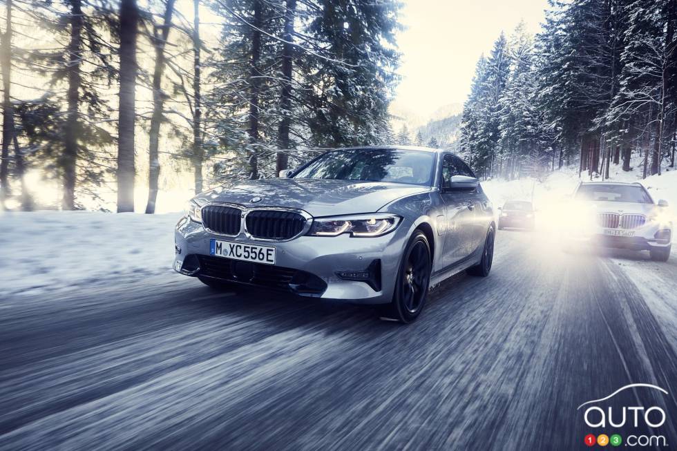 Introducing the 2020 BMW 330e