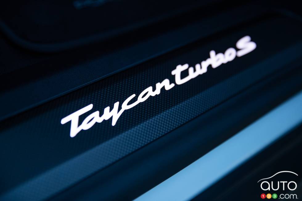 We drive the 2020 Porsche Taycan 4S