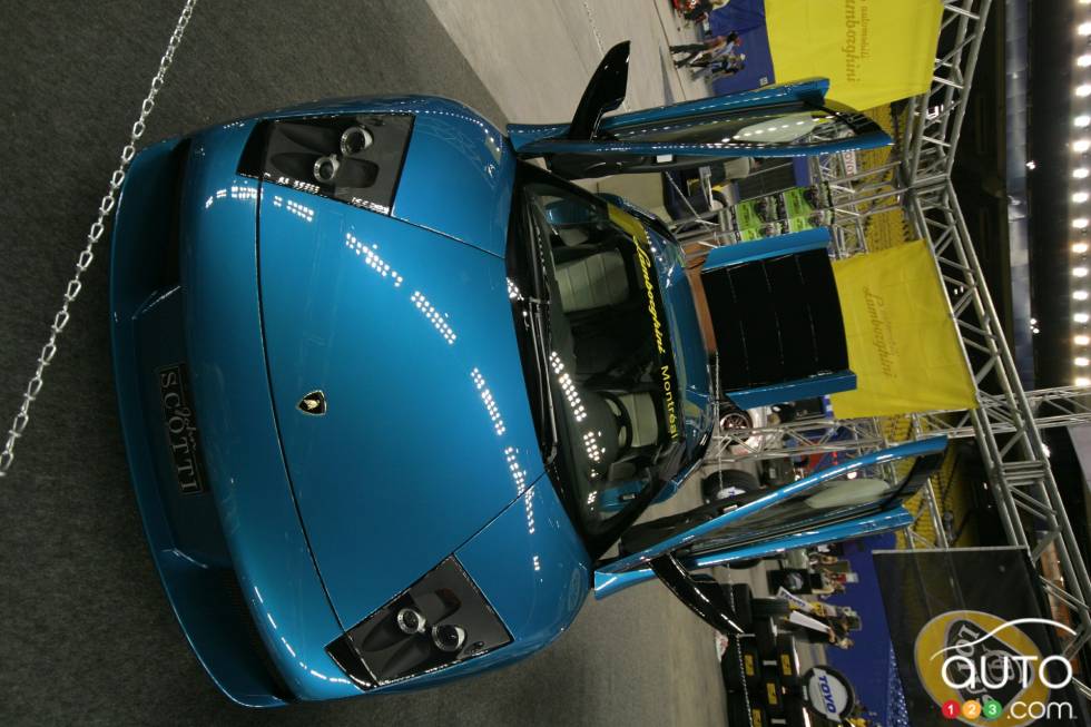 Montreal National Sport Compact 2006