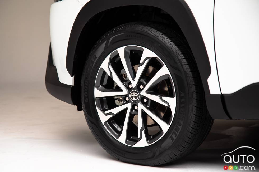 Introducing the 2022 Toyota Corolla Cross