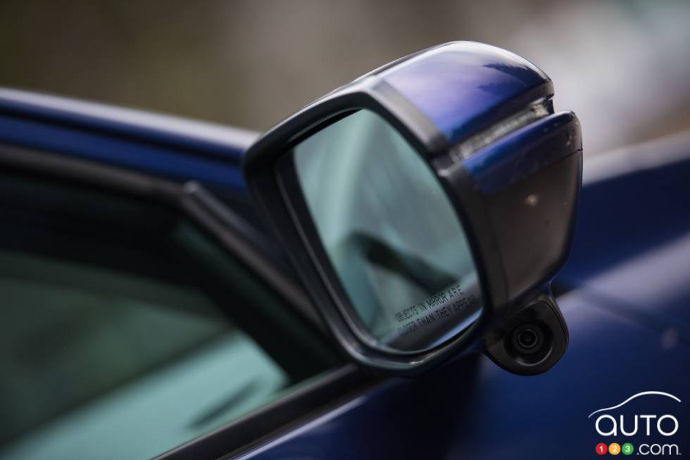 2016 Honda HR-V EX-L Navi mirror