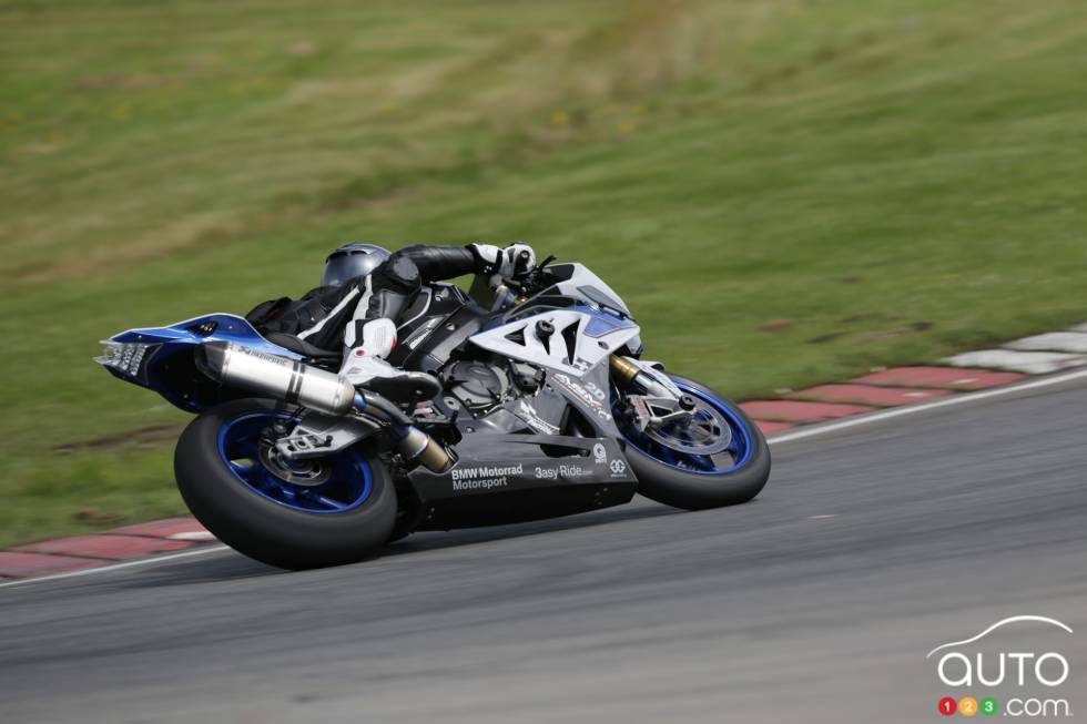 vue 3/4 arrière en action