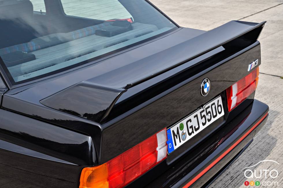 Aileron arrière de la BMW E30 M3 Evolution