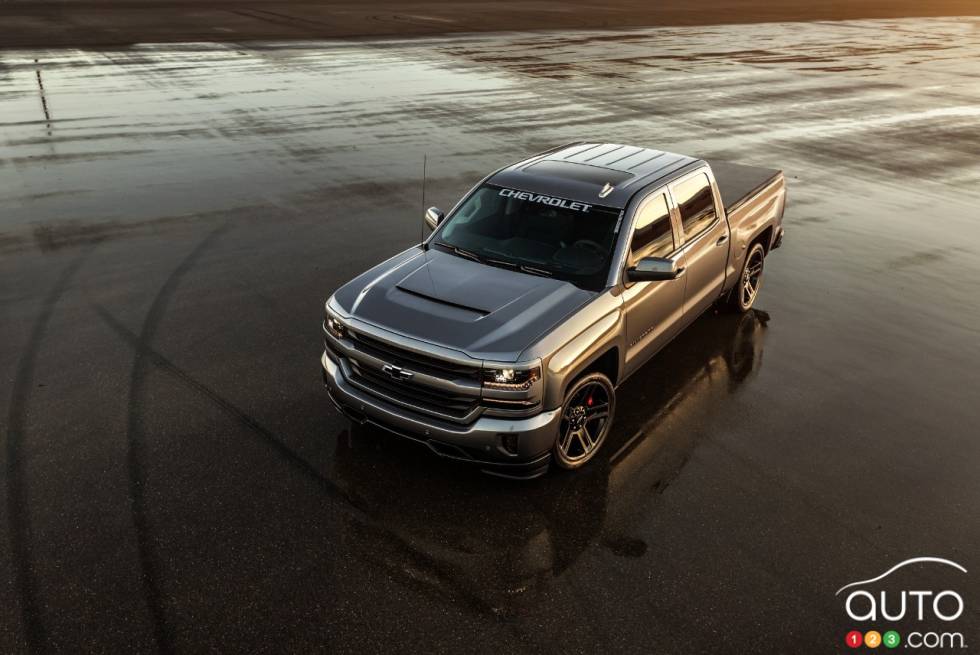 2018 Silverado Performance SEMA Concept with a LT4-style intercooled supercharger system adds 100+ horsepower.