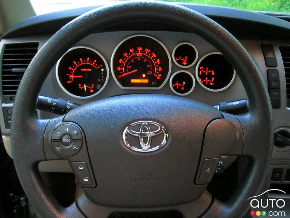 Volant et tableau de bord