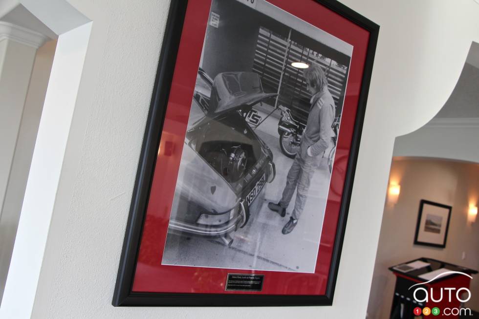 Cadre à l'intérieur de la Villa Eyrie Resort