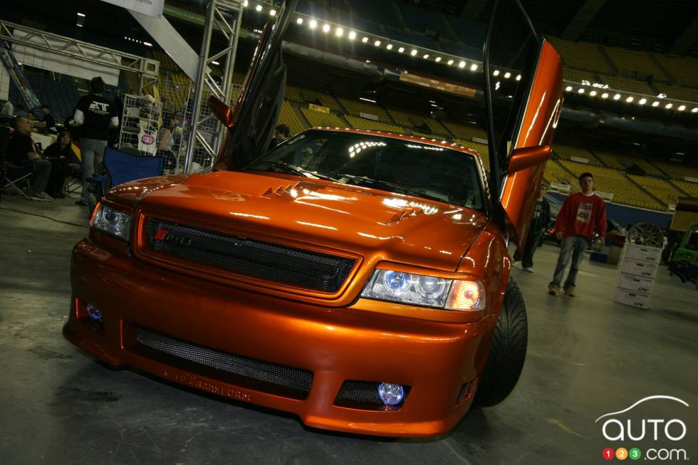 Montreal National Sport Compact 2006
