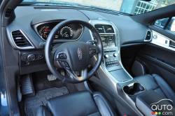 Habitacle du conducteur du Lincoln MKX 2016