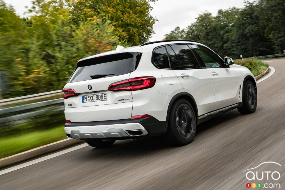 2021 BMW X5 xDrive45e PHEV pictures Auto123