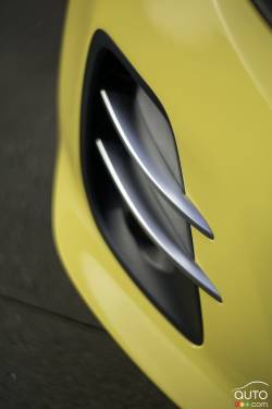 2016 Kia Rio 5 SX exterior detail