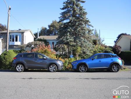 2016 Honda HR-V and 2016 Mazda CX-3 pictures