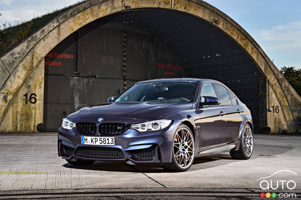 Vue 3/4 avant de la BMW F80 M3