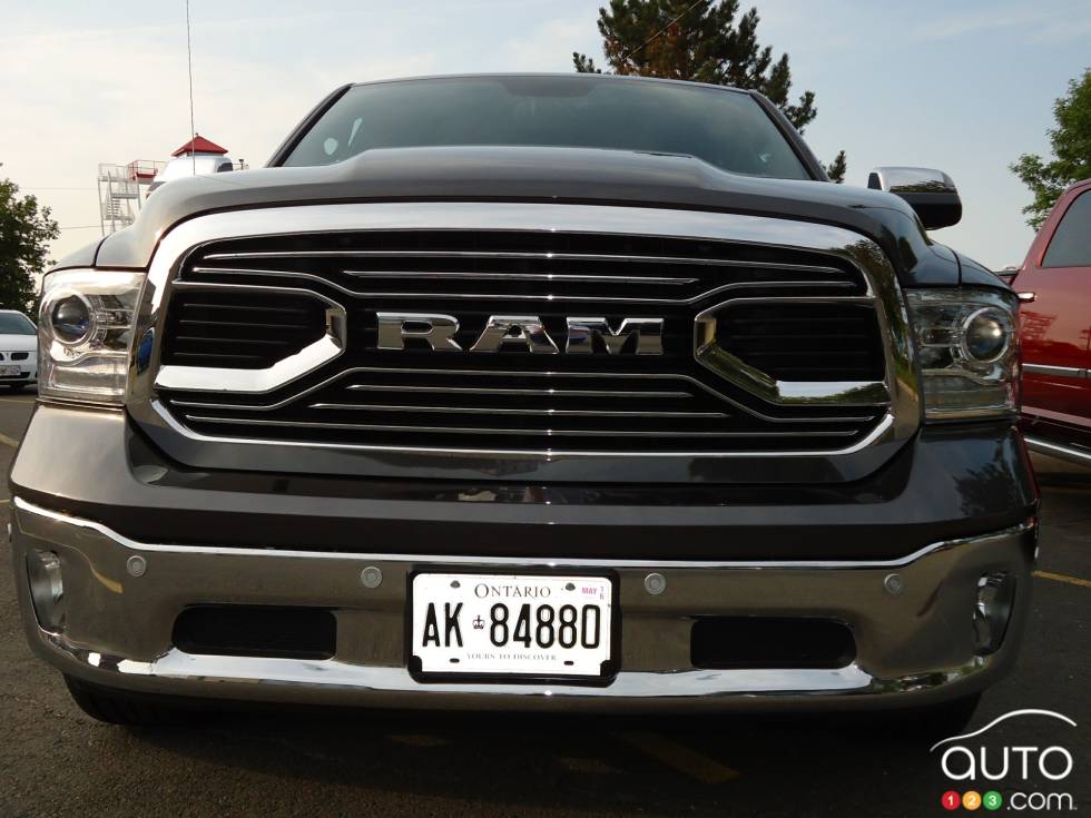 2015 Ram 1500 Ecodiesel pictures | Auto123