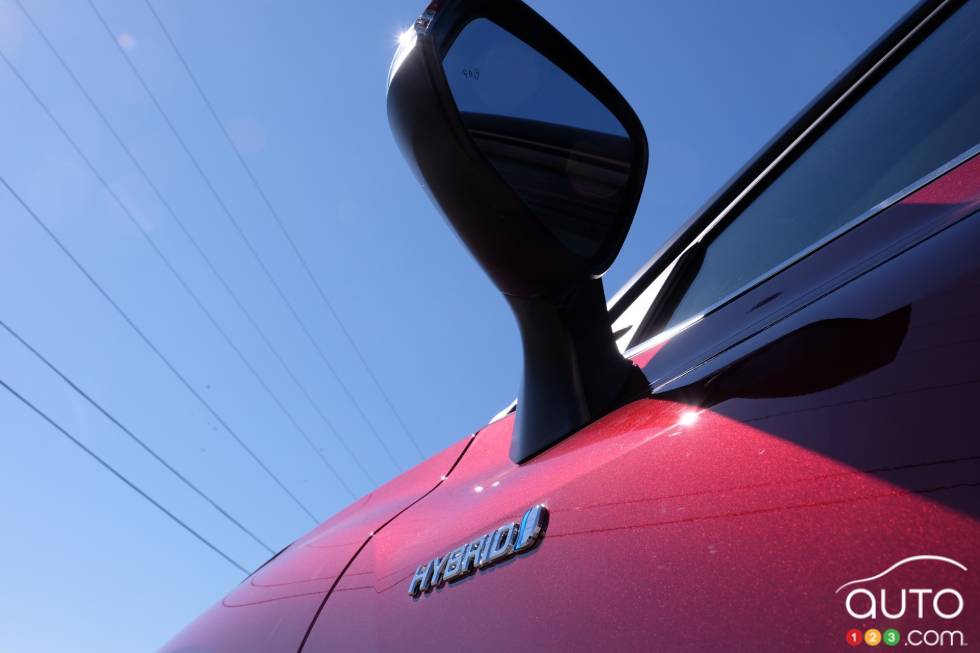 We drive the 2020 Toyota Highlander 