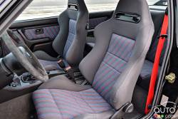 BMW E30 M3 Evolution front seats