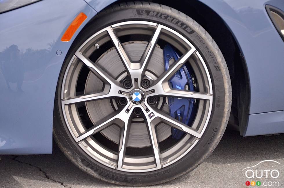 We drive the 2019 BMW M850i xDrive