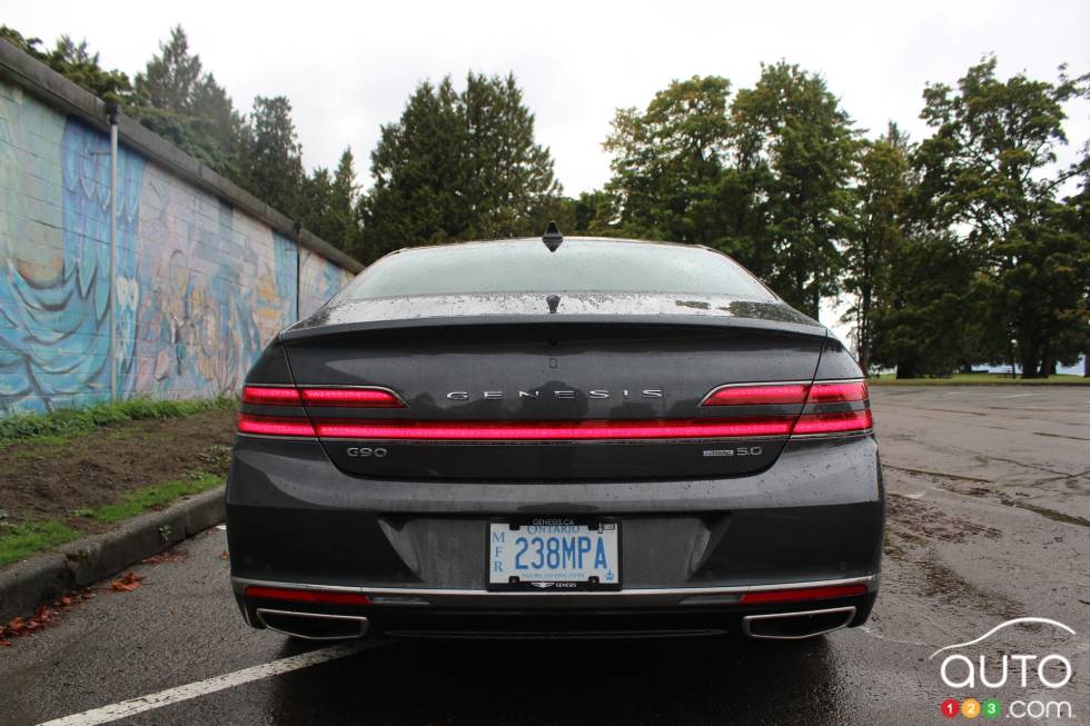 We drive the 2020 Genesis G90