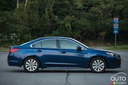 2016 Subaru legacy 2.5i Touring side view