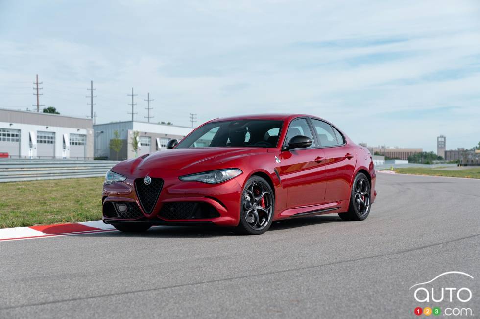 2019 Alfa Romeo Giulia Quadrifoglio Nero Edizione in Rosso Competizione