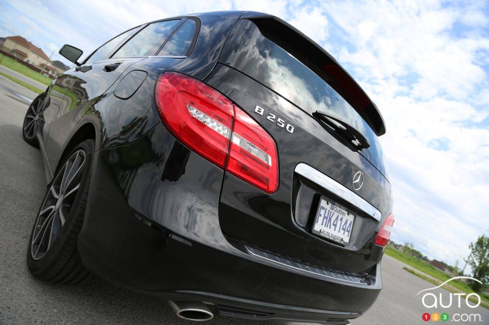 détails des feus arrières