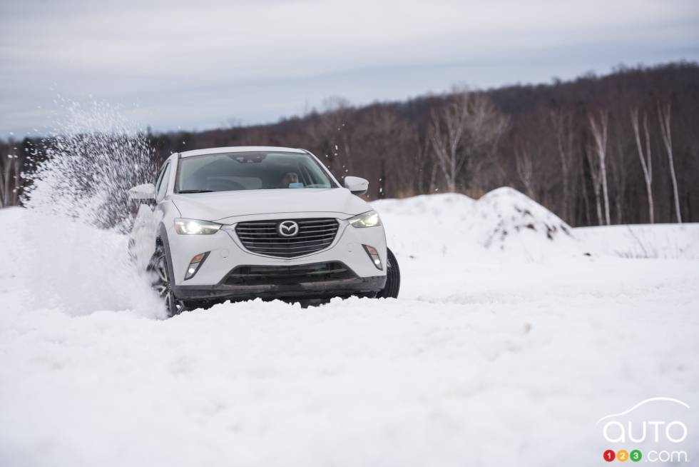 2016 Mazda CX-3 playing in the snow