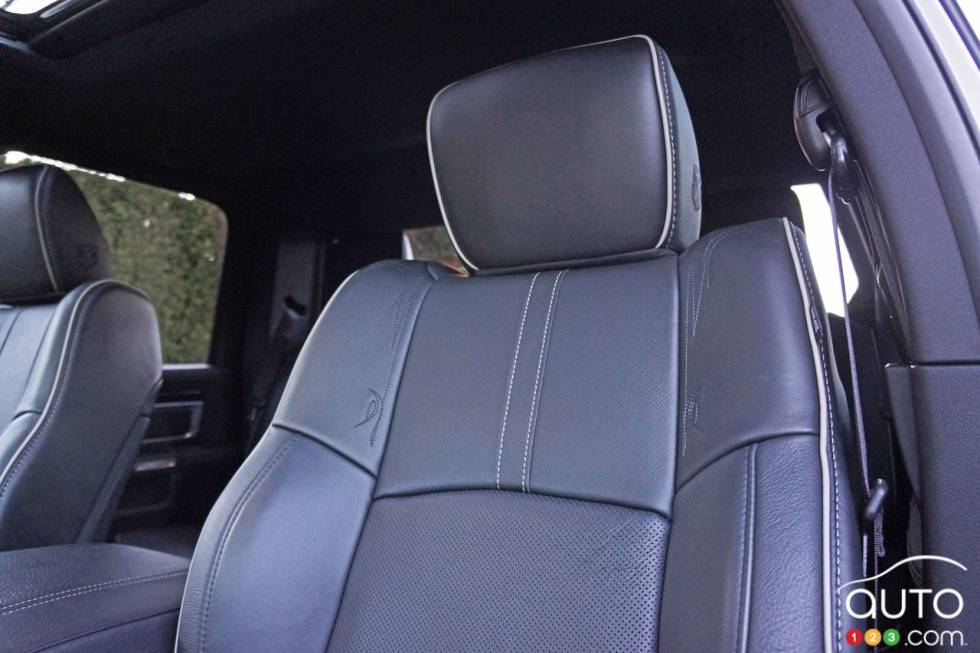 2017 Ram 1500 EcoDiesel Crew Cab Laramie Limited 4X4 seat detail