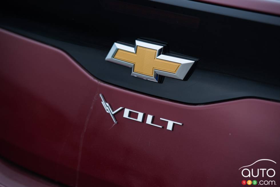 Écusson du modèle de la Chevrolet Volt 2016