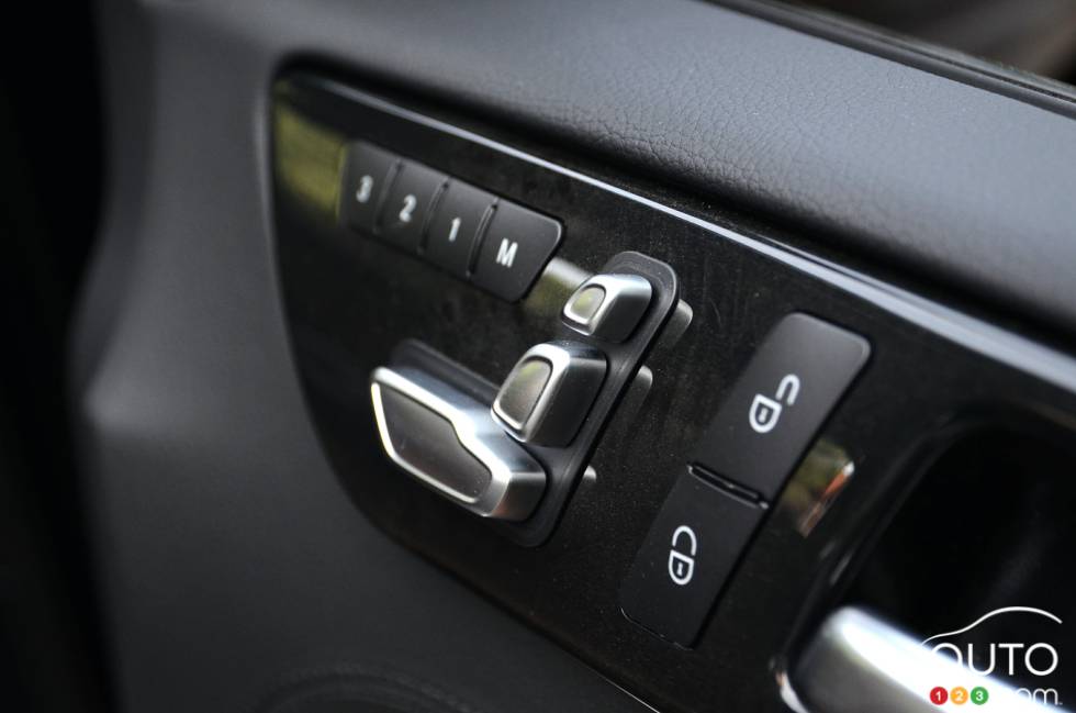 2016 Mercedes-Benz GLE 450 AMG interior details