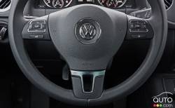 2016 Volkswagen Tiguan TSI Special edition steering wheel