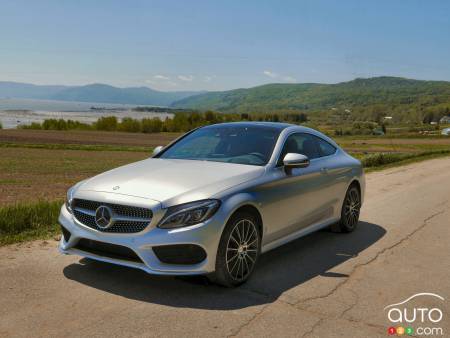 2017 Mercedes-Benz C300 4MATIC Coupe pictures