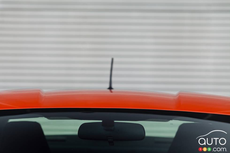 Antenne montée sur le toit