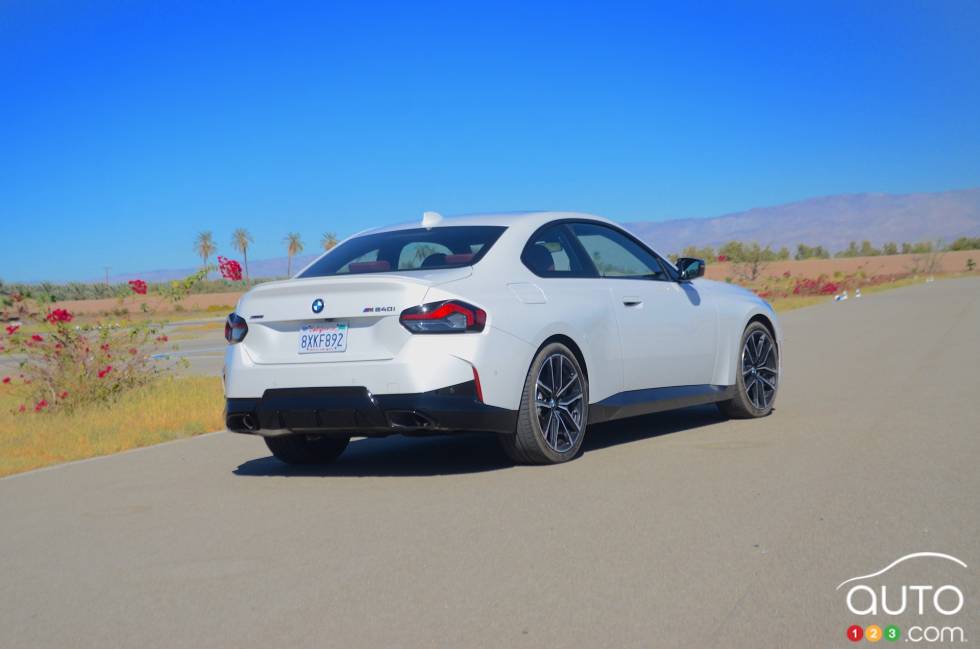 Nous conduisons la BMW M240i Série 2 coupée 2022