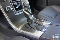 2016 Volvo XC60 T5 AWD shift knob
