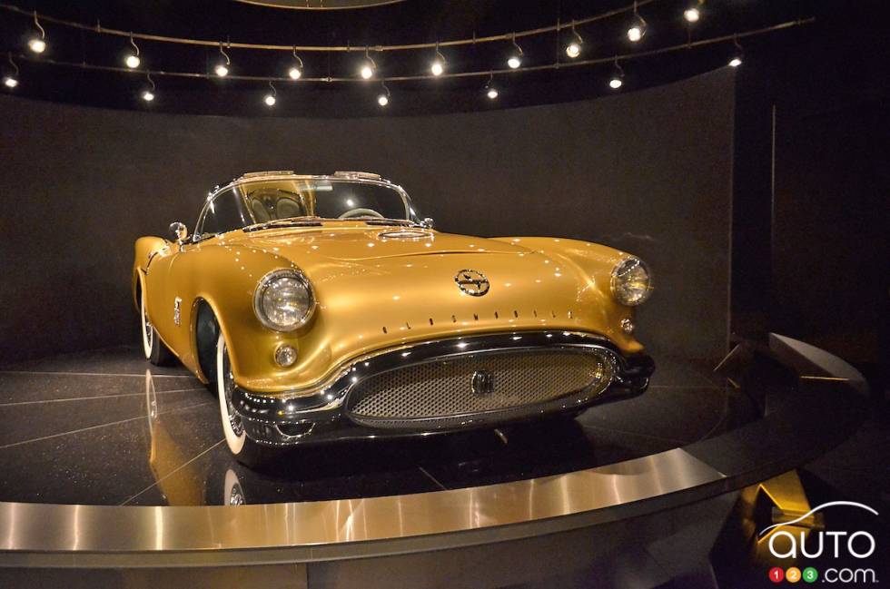 Découvrez le prototype Oldsmobile F-88 1954