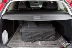 2016 Volkswagen Golf Sportwagen trunk