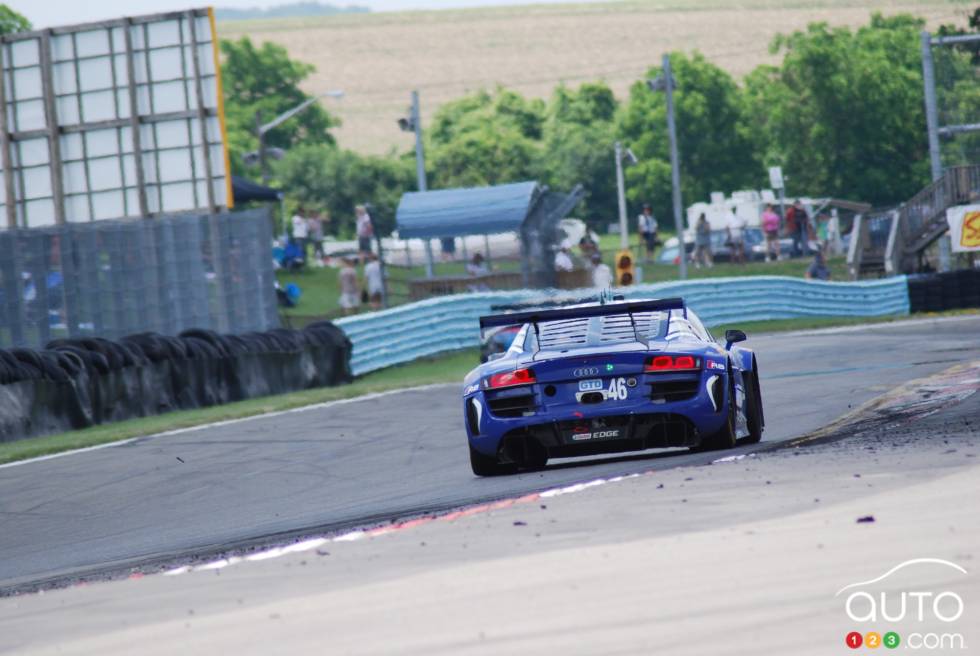 action en piste et hors piste