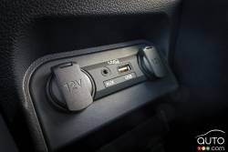 2016 Kia Rio 5 SX infotainement connectivity
