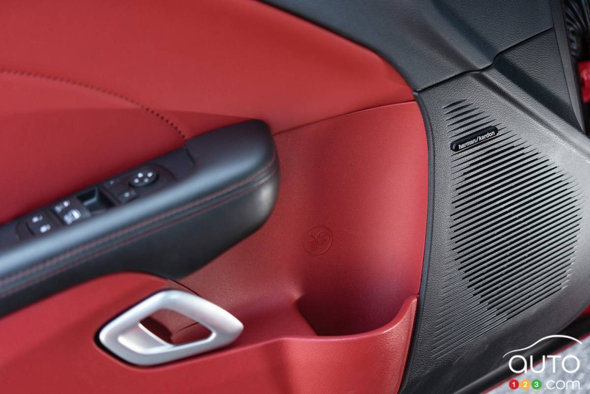 dodge challenger door speakers